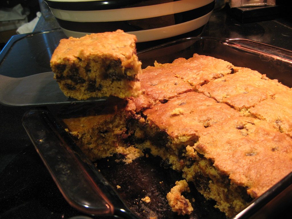 A photo of chocolate chip bars