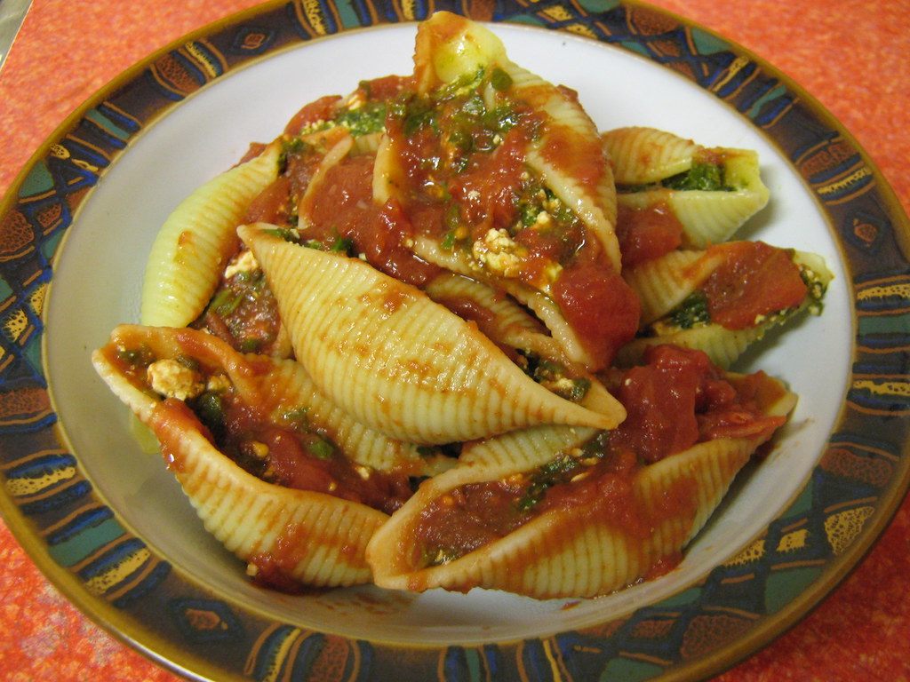 A photo of stuffed pasta shells